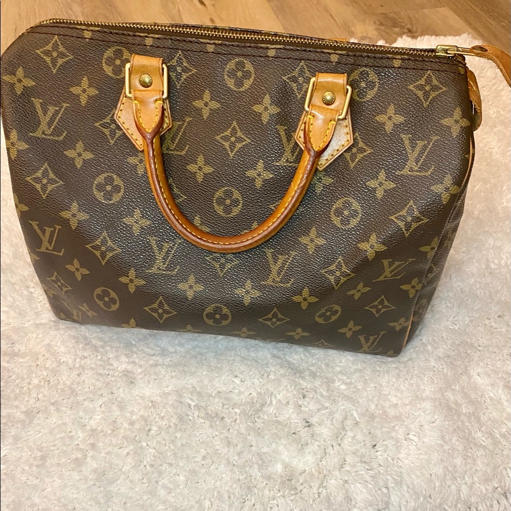 Authentic Louis Vuttion Speedy 30